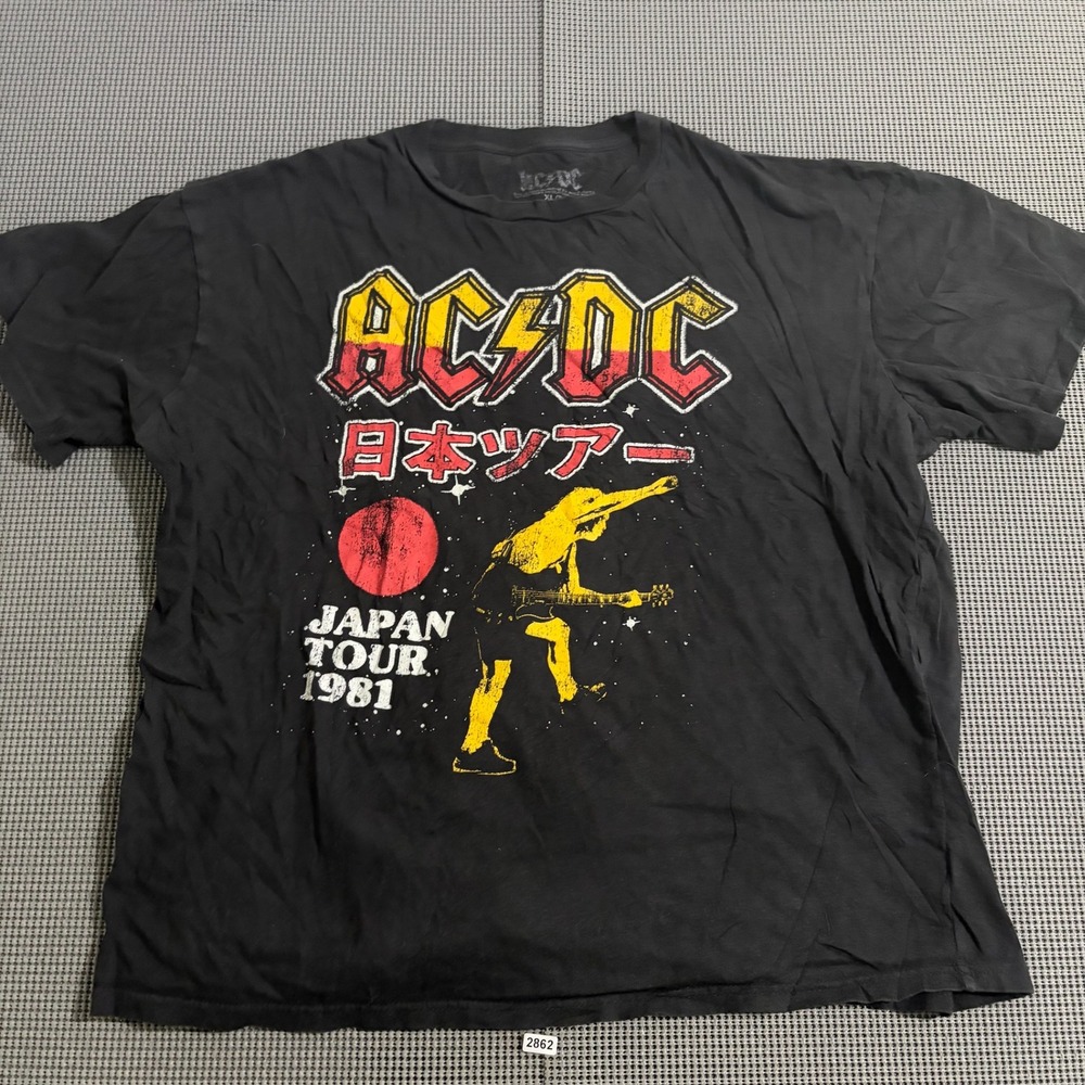 AC/DC Japan Tour 1981 Graphic T-Shirt Black Size XL
